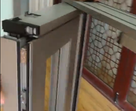 PD門(mén)（推拉平開(kāi)一體門(mén)安裝步驟二）